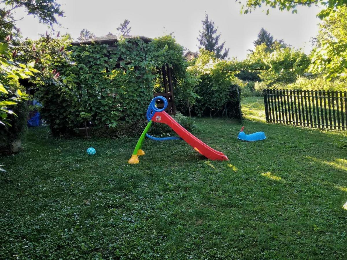 Apartmani Zapis Връдник Екстериор снимка