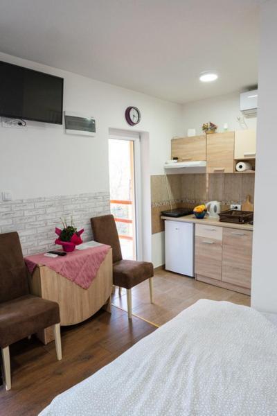 Apartmani Zapis Връдник Екстериор снимка